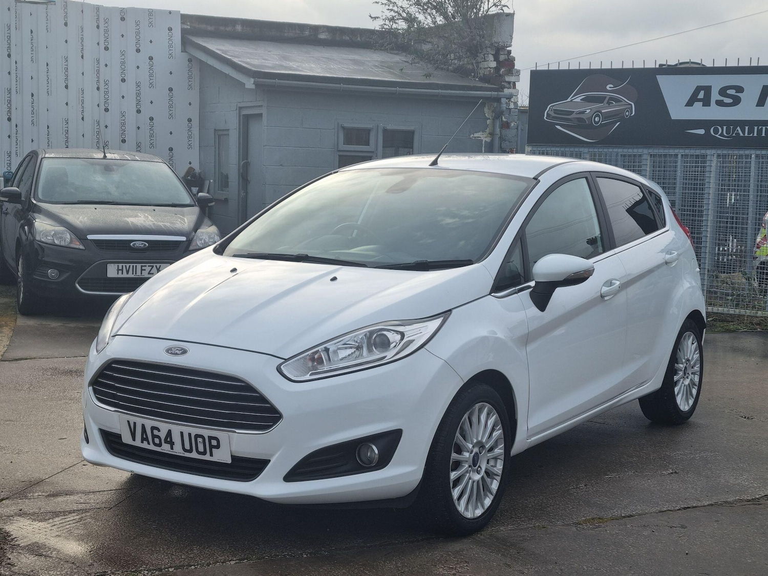 Used Ford Fiesta 2015 for sale - 77039975: Photo 3