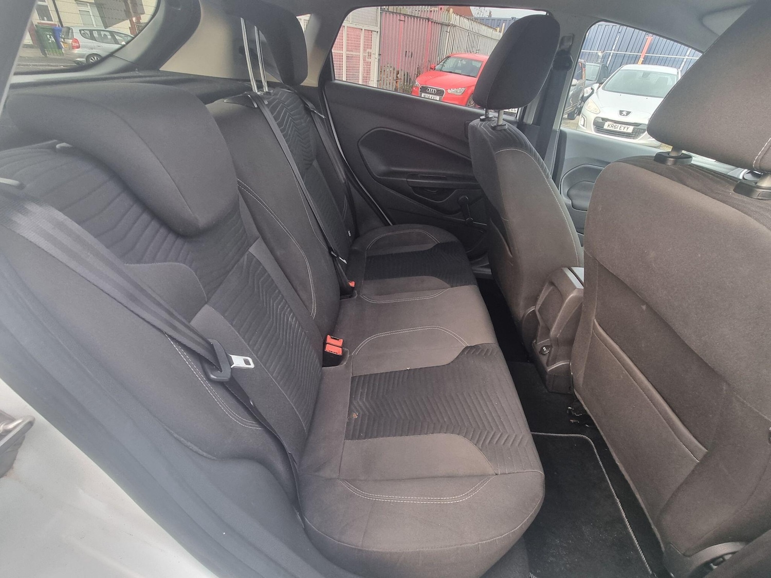 Used Ford Fiesta 2015 for sale - 77039975: Photo 6