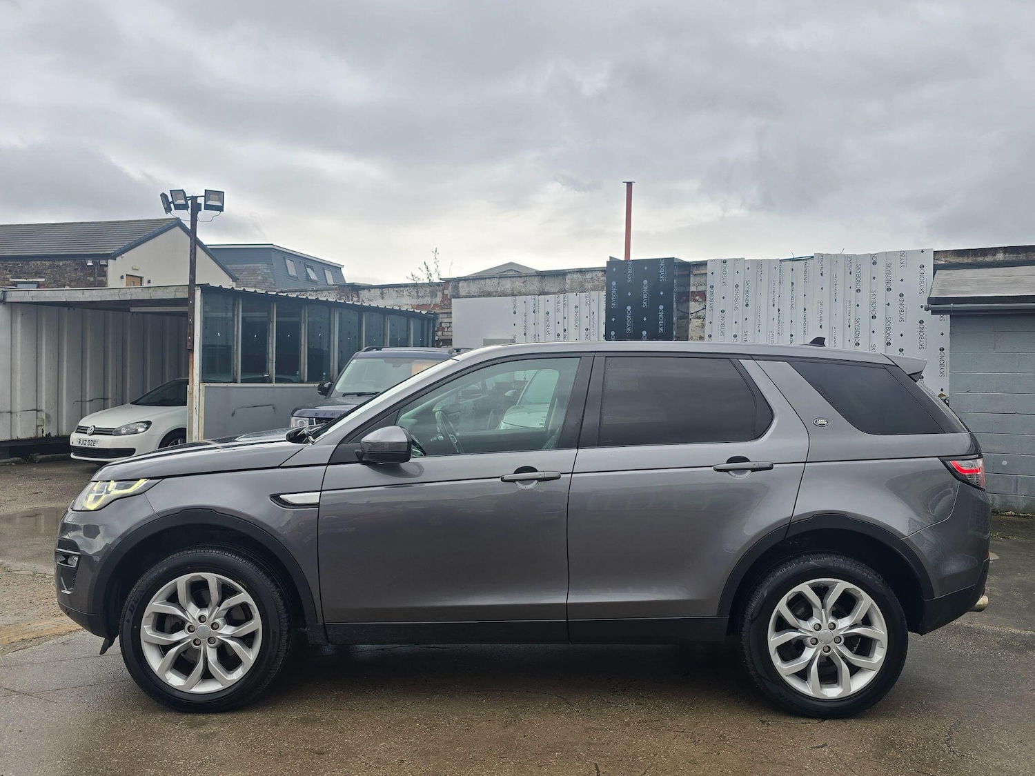 Used Land Rover Discovery Sport for sale - 77537617: Photo 4