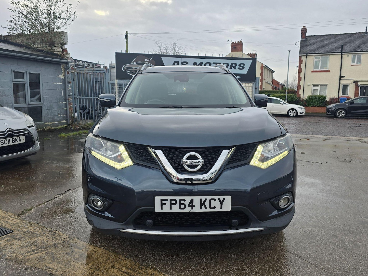 Used Nissan X-Trail 2014 for sale - 77163129: Photo 2