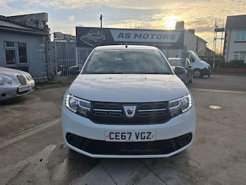 Used Dacia Sandero 2017 for sale - 78810440: Photo