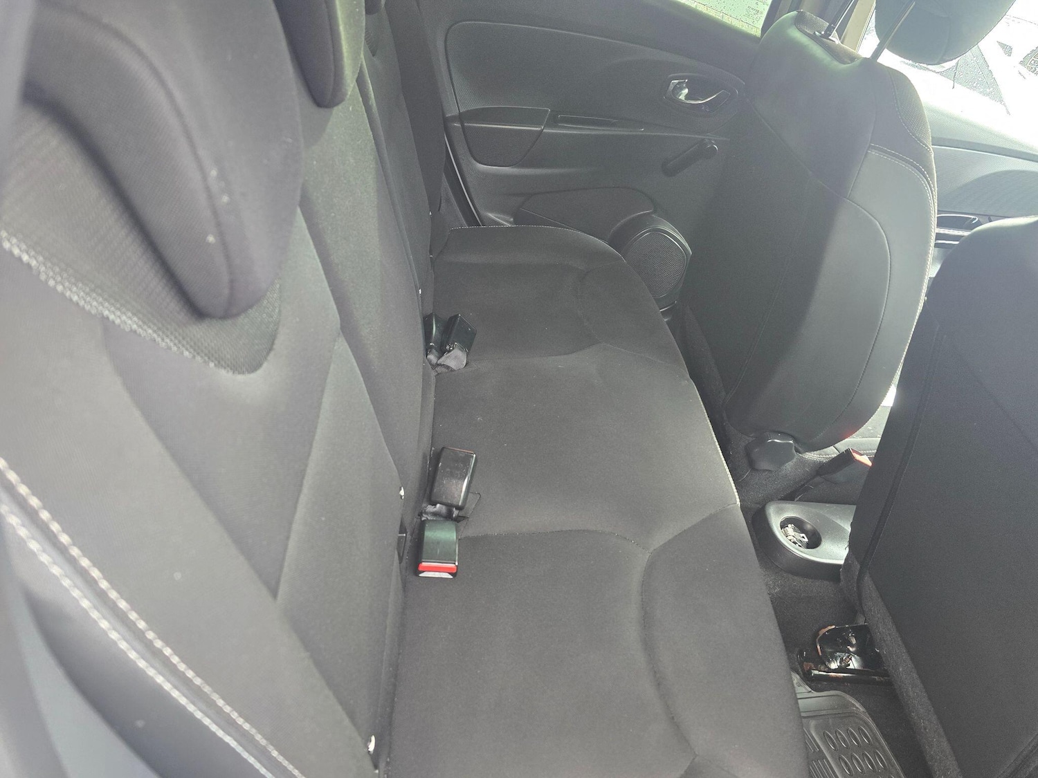 Used Renault Clio 2013 for sale - 76441350: Photo 12