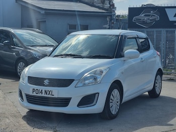 Used Suzuki Swift 2014 for sale - 79613036: Photo