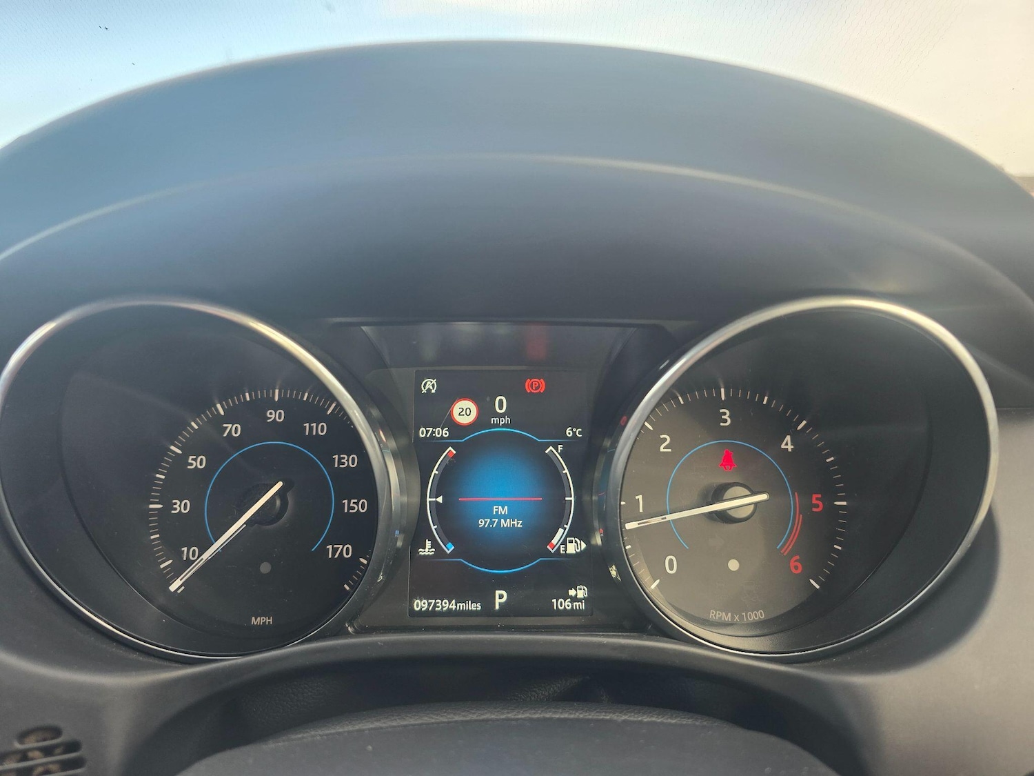 Used Jaguar XE 2018 for sale - 77215716: Photo 10