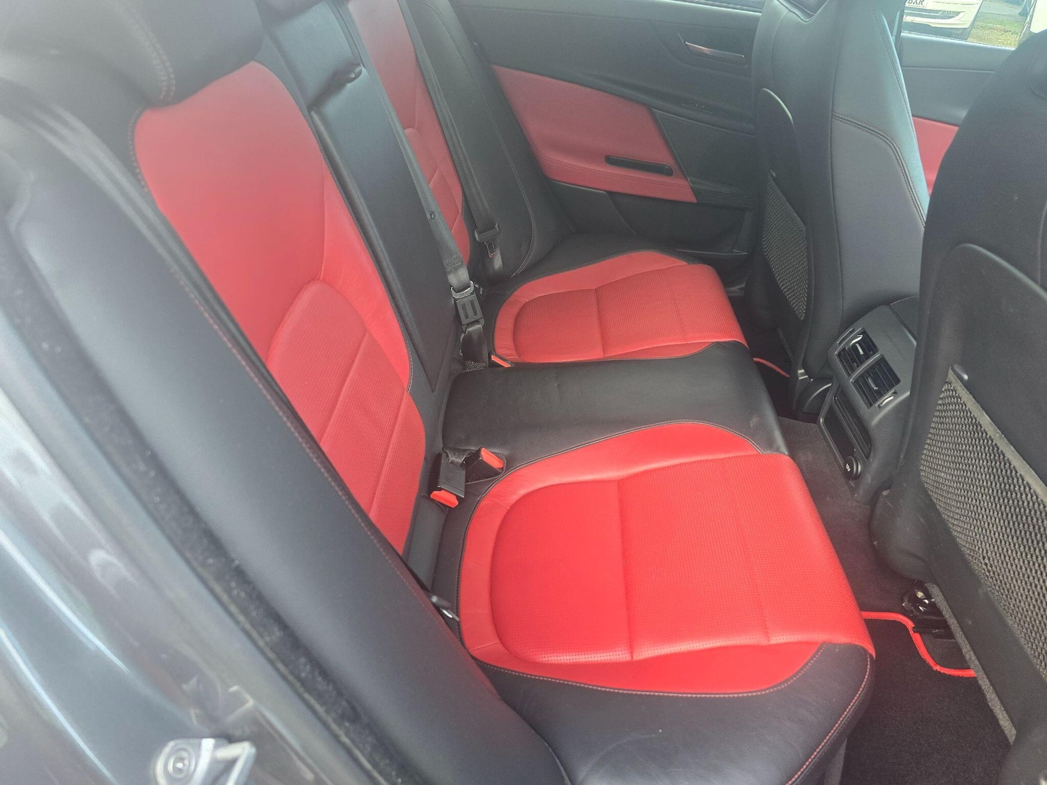 Used Jaguar XE 2018 for sale - 77215716: Photo 13