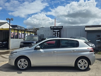 Used Peugeot 308 2014 for sale - 78573879: Photo