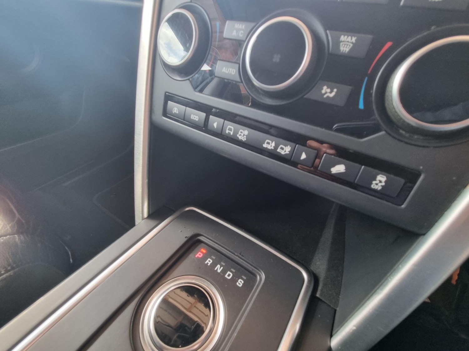 Used Land Rover Discovery Sport 2017 for sale - 76371268: Photo 10