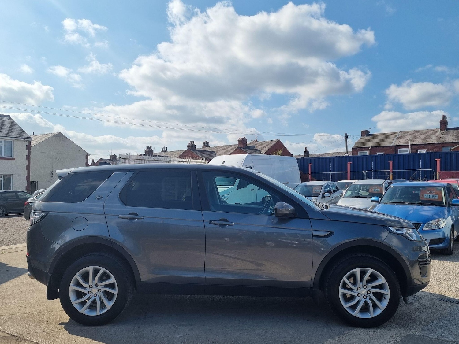Used Land Rover Discovery Sport 2017 for sale - 76371268: Photo 9