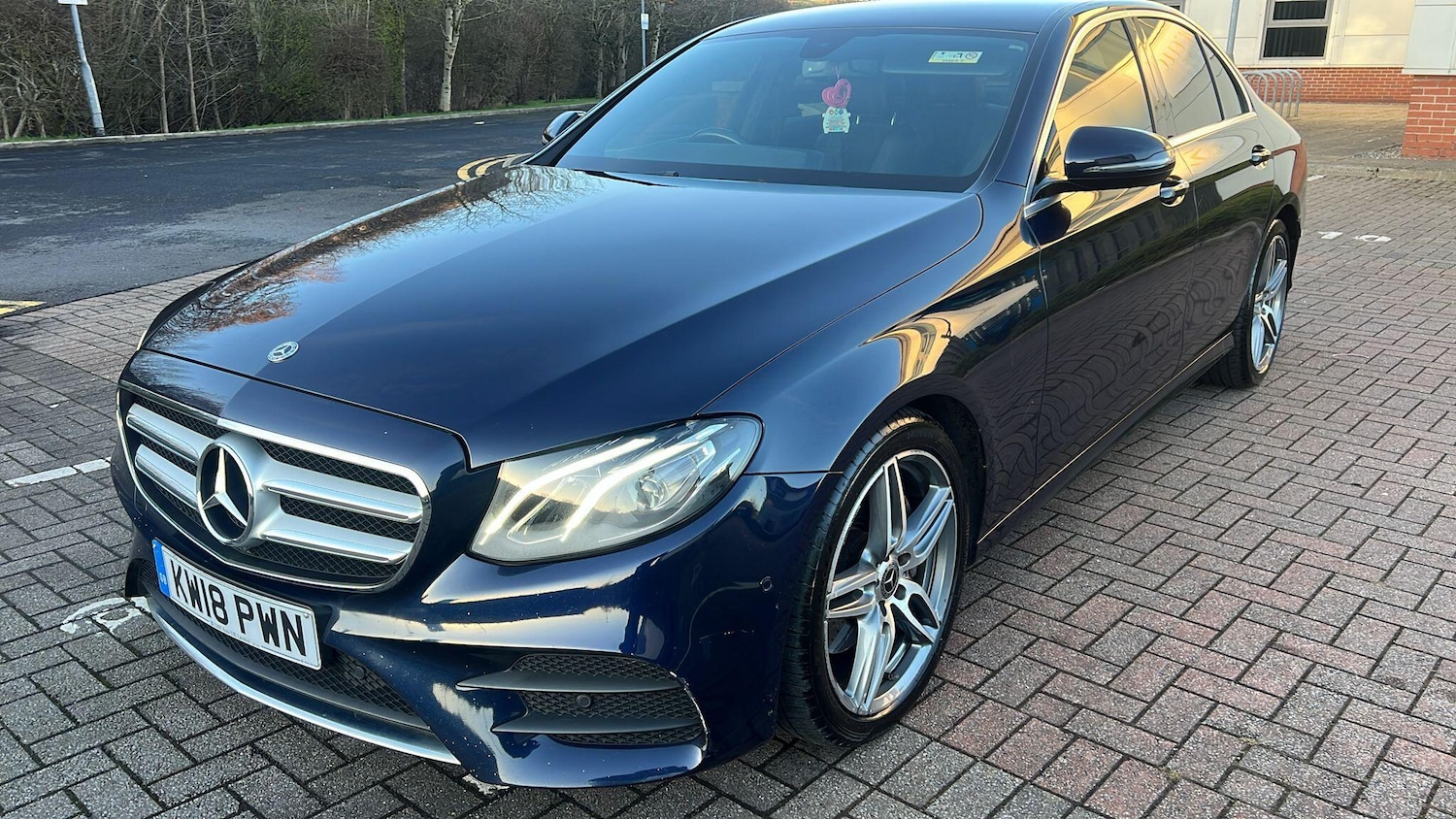 Used Mercedes-Benz E Class 2018 for sale - 77704891: Photo 2