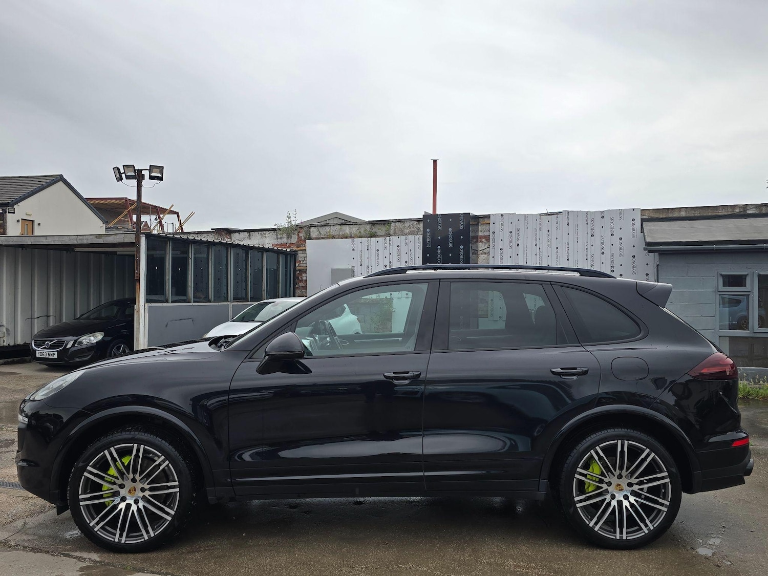 Used Porsche Cayenne 2017 for sale - 76370812: Photo 4