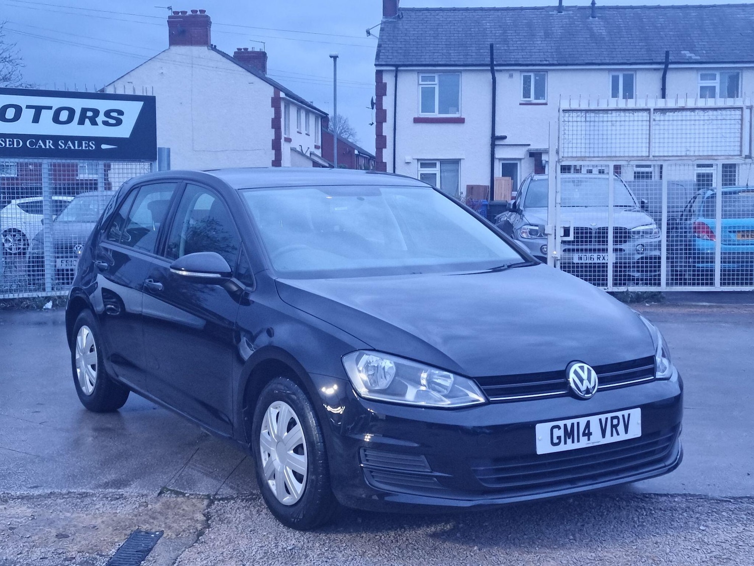 Used Volkswagen Golf 2014 for sale - 76898867: Photo 1