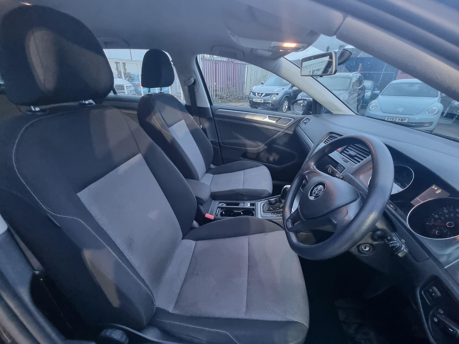 Used Volkswagen Golf 2014 for sale - 76898867: Photo 5