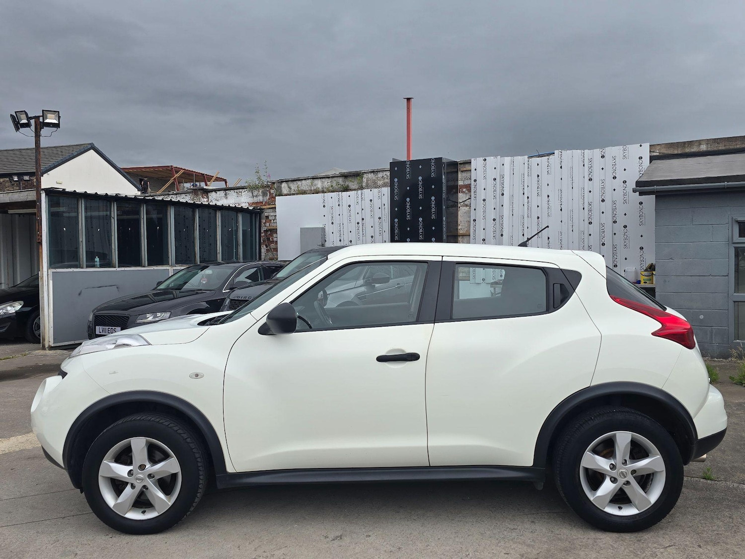 Used Nissan Juke 2011 for sale - 76370647: Photo 4