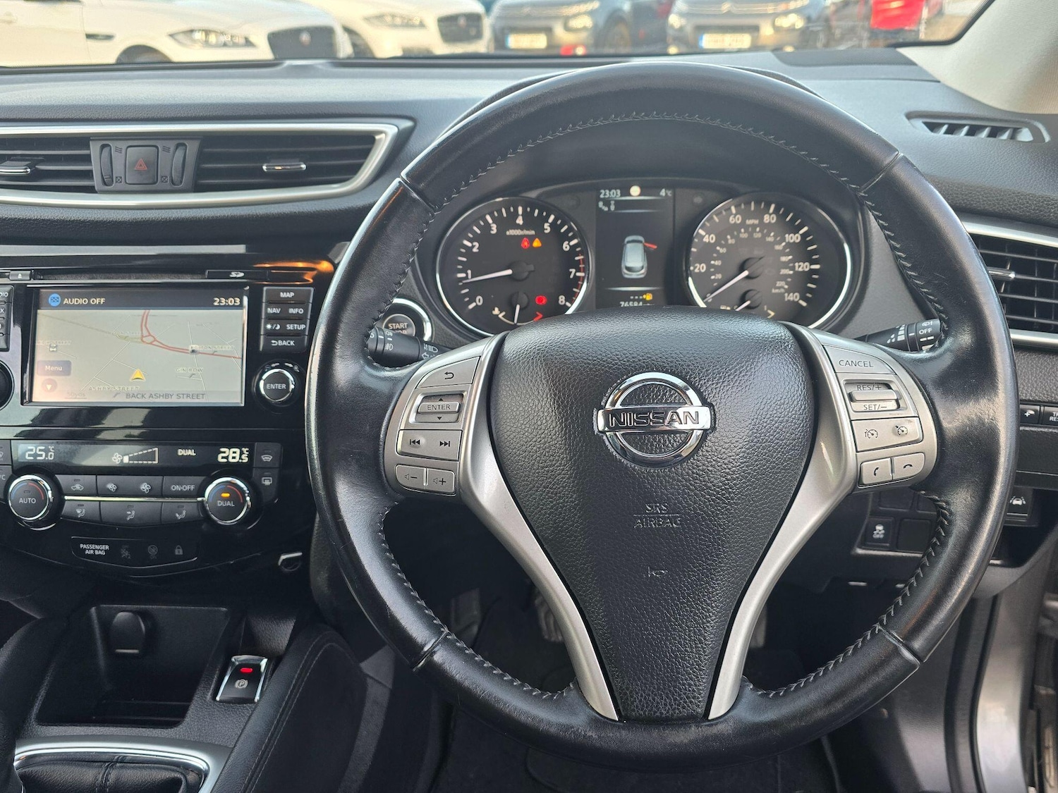 Used Nissan Qashqai 2016 for sale - 77163585: Photo 9