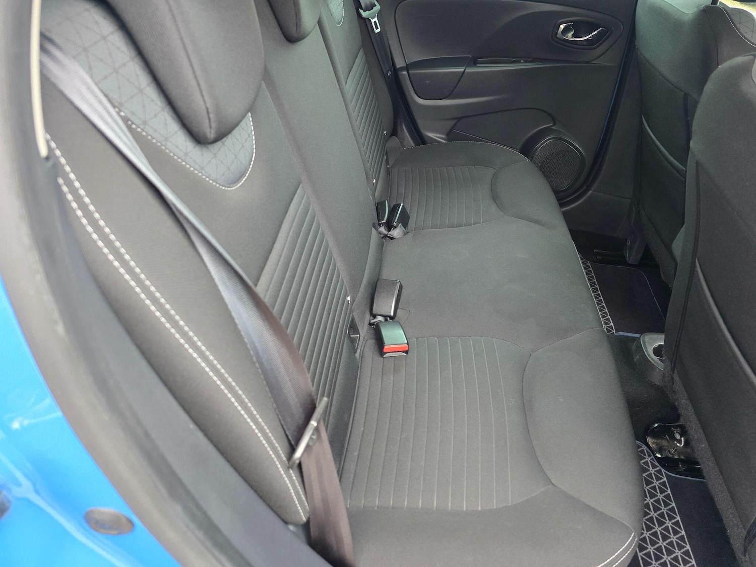 Used Renault Clio for sale - 76476445: Photo 13