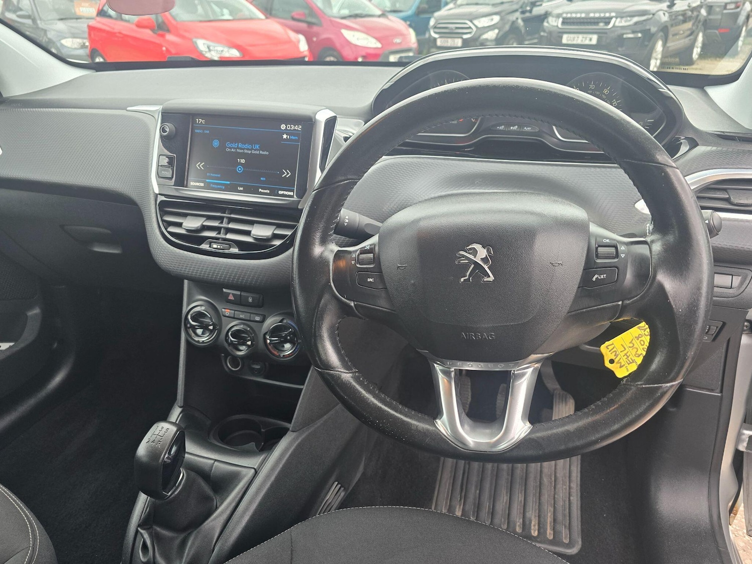 Used Peugeot 208 2017 for sale - 76371396: Photo 9