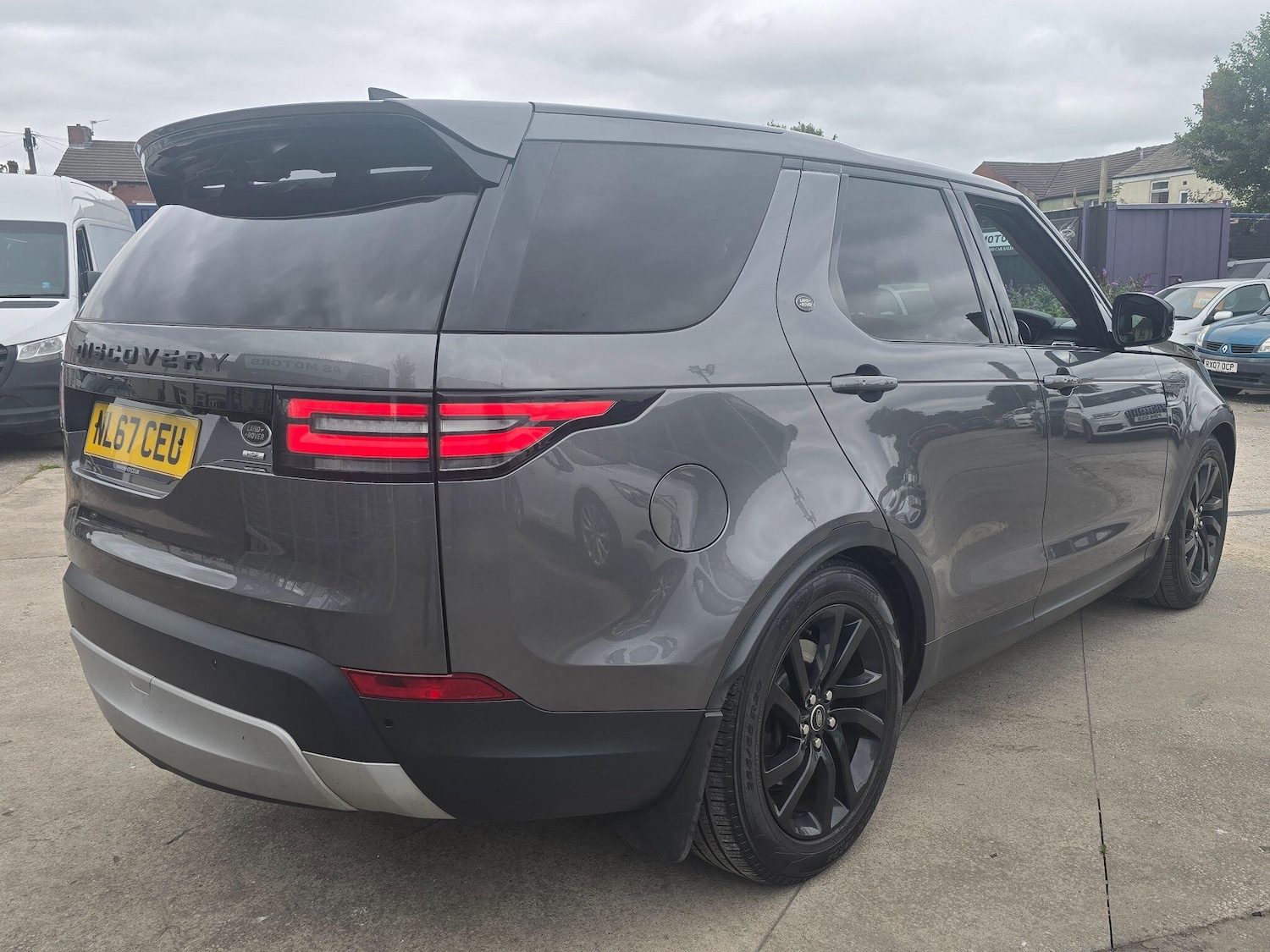 Used Land Rover Discovery 2017 for sale - 76989740: Photo 7