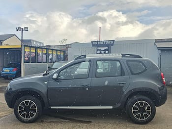 Used Dacia Duster 2017 for sale - 79766333: Photo