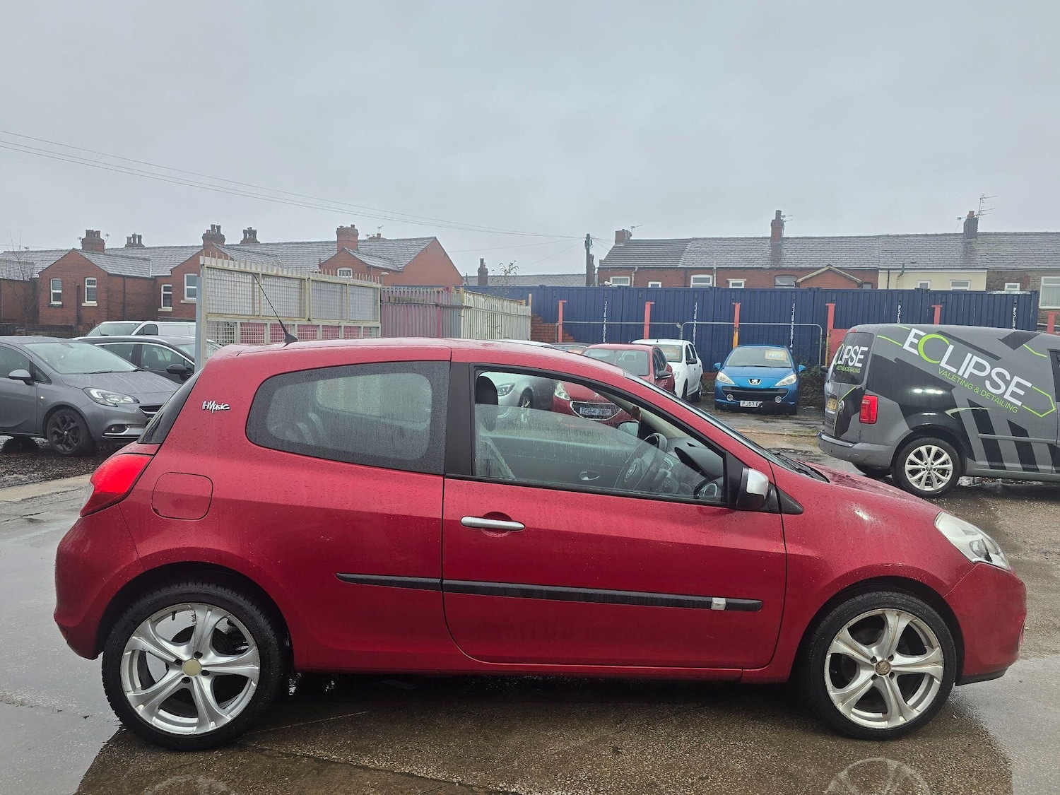 Used Renault Clio 2010 for sale - 77523853: Photo 8