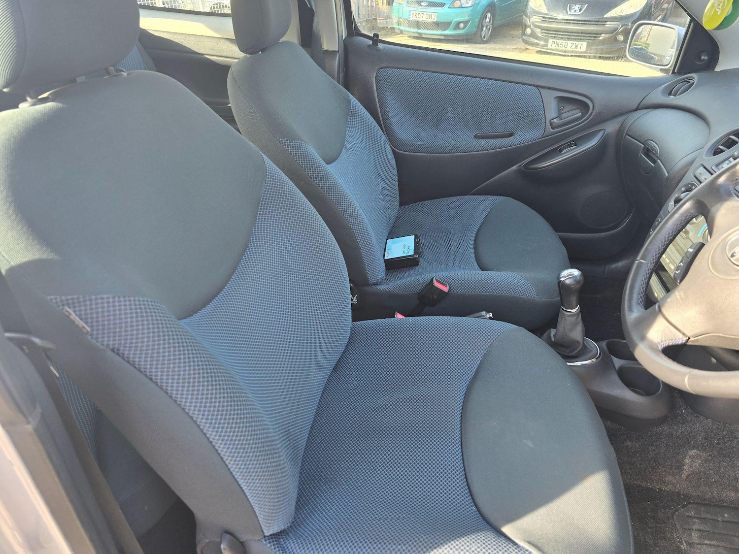 Used Toyota Yaris 2005 for sale - 76371089: Photo 12