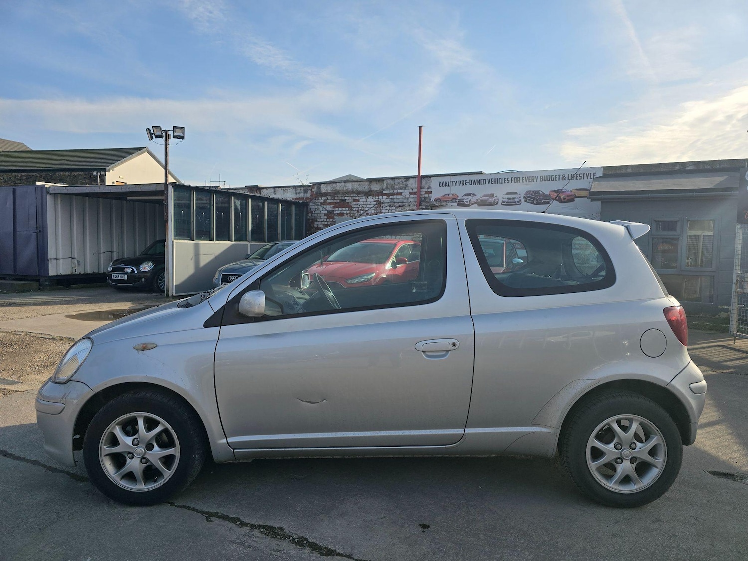 Used Toyota Yaris 2005 for sale - 76371089: Photo 4