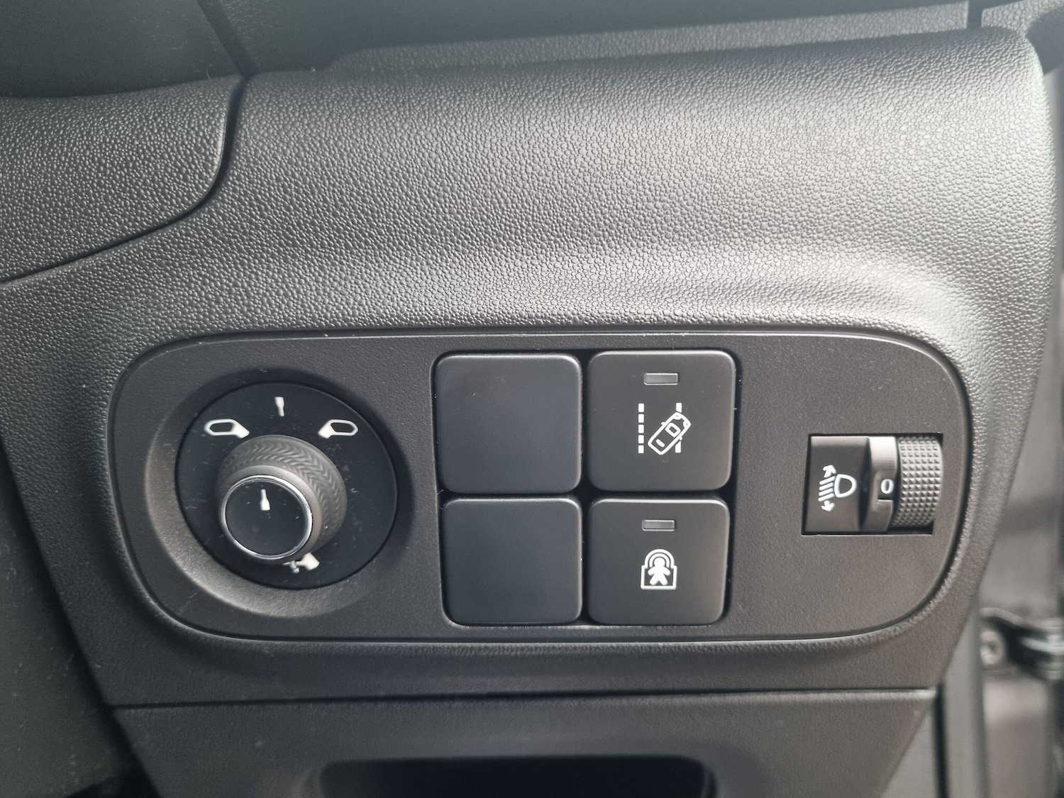 Used Citroen C3 2018 for sale - 76765577: Photo 11