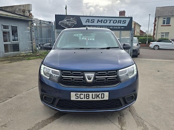 Used Dacia Sandero 2018 for sale - 77882705: Photo