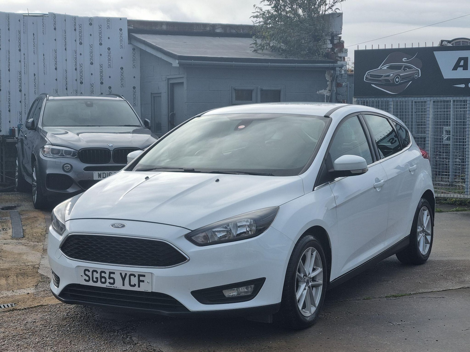 Used Ford Focus 2015 for sale - 76370595: Photo 3