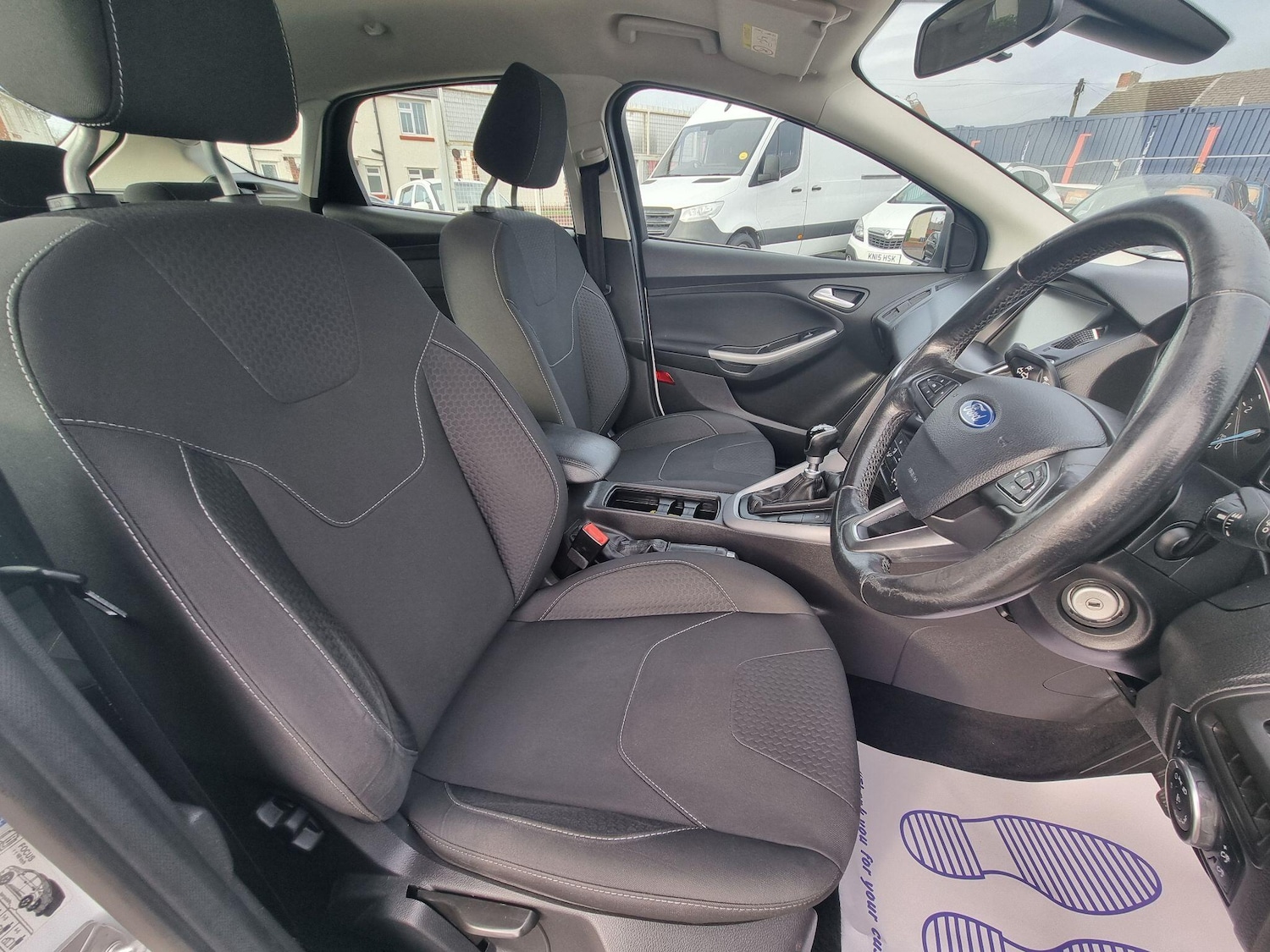 Used Ford Focus 2015 for sale - 76370595: Photo 5