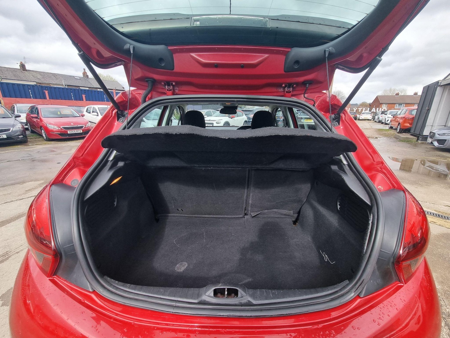 Used Peugeot 208 for sale - 78136021: Photo 14