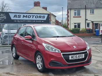 Used Peugeot 208 2015 for sale - 78136021: Photo