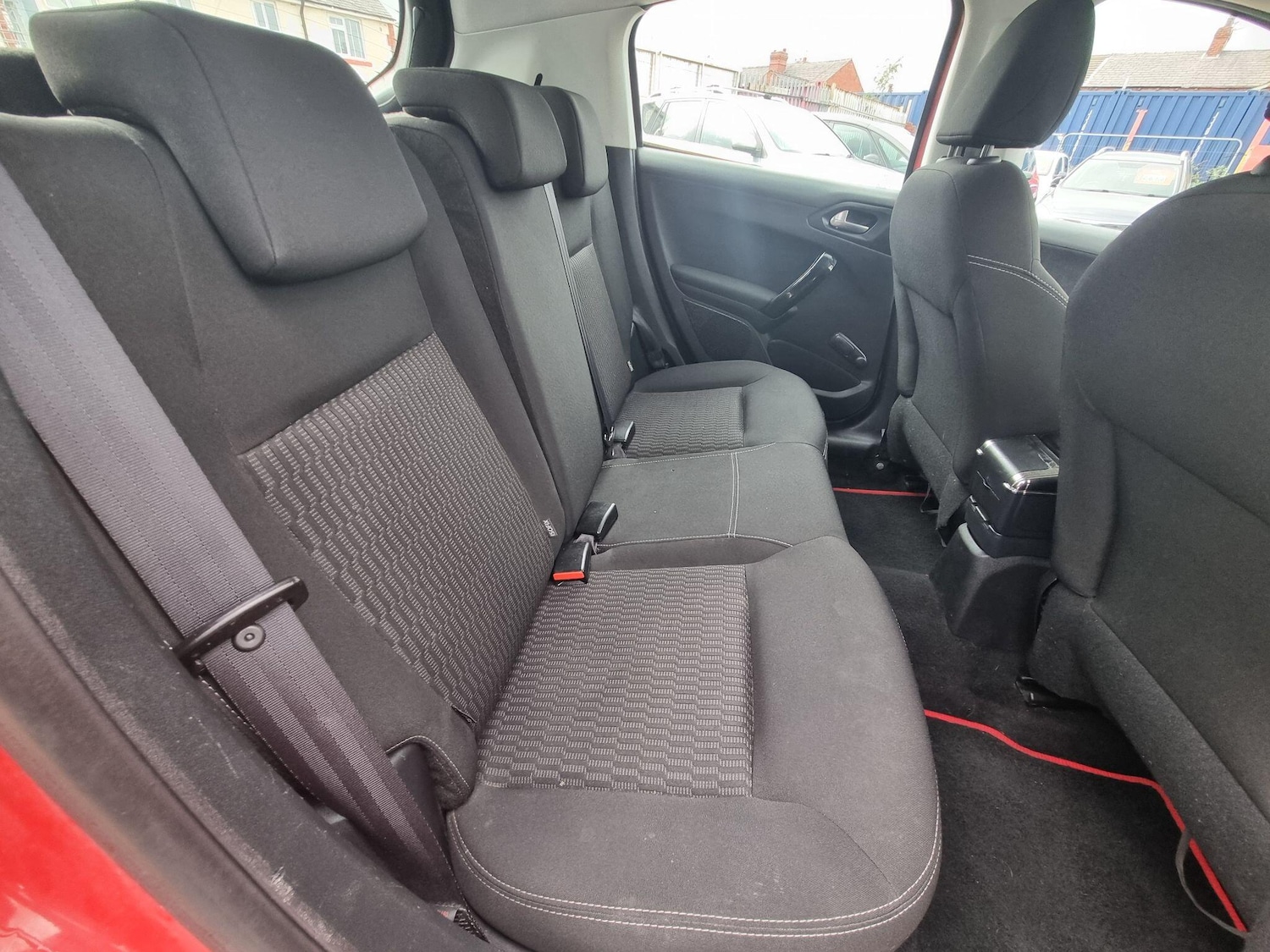 Used Peugeot 208 for sale - 78136021: Photo 6