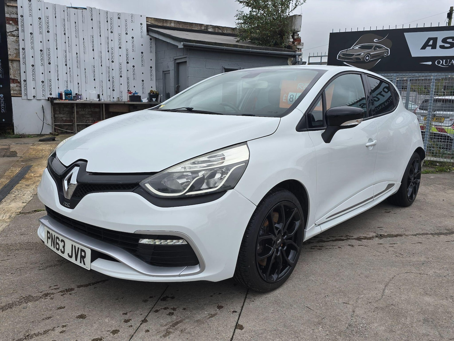 Used Renault Clio for sale - 76476450: Photo 3