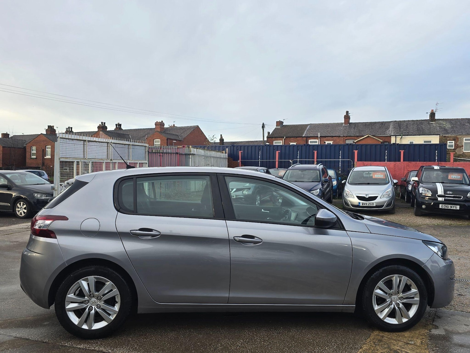 Used Peugeot 308 2014 for sale - 76832159: Photo 8