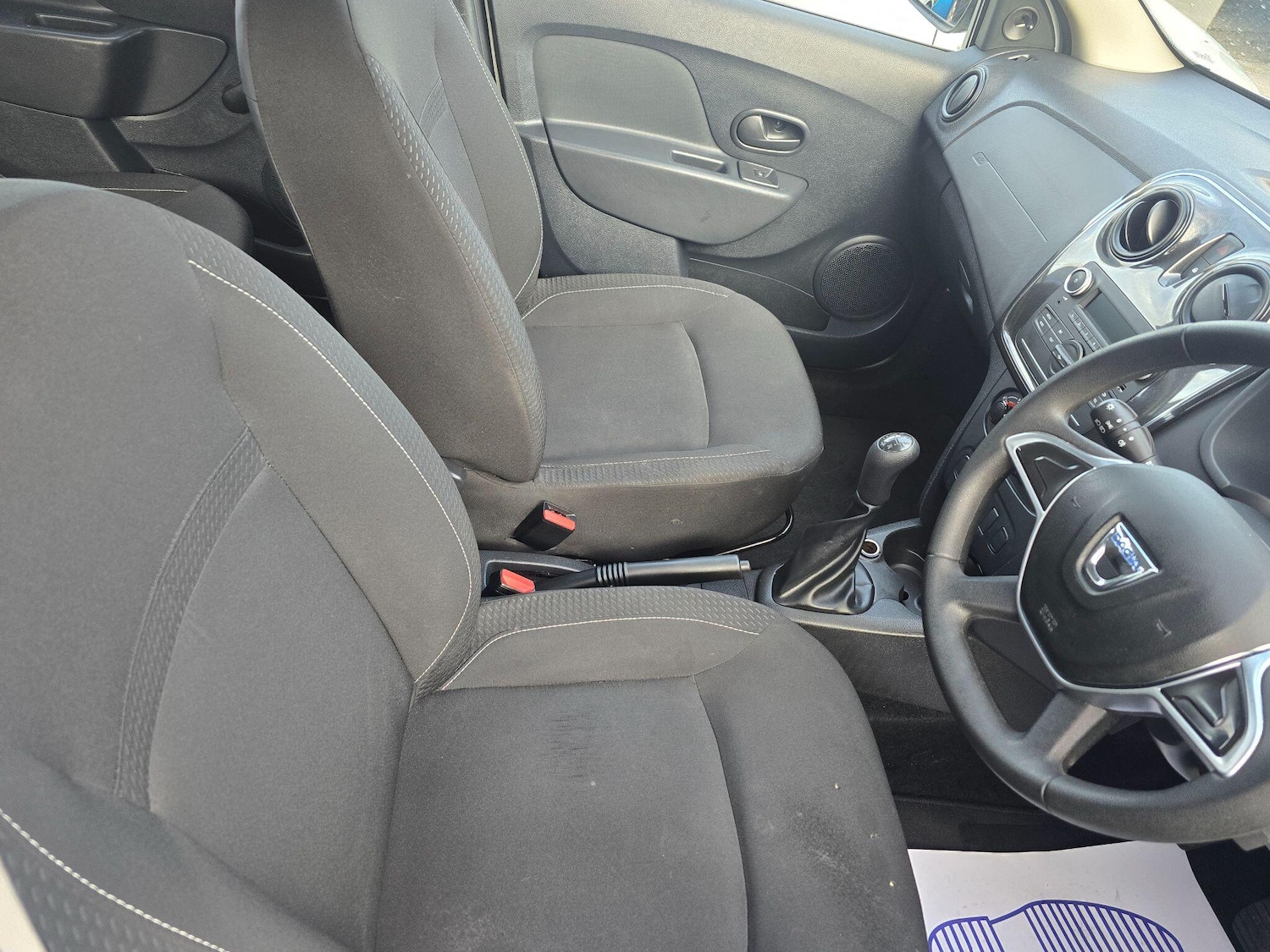 Used Dacia Sandero 2017 for sale - 77359132: Photo 12