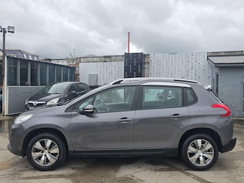 Used Peugeot 2008 2015 for sale - 76370231: Photo