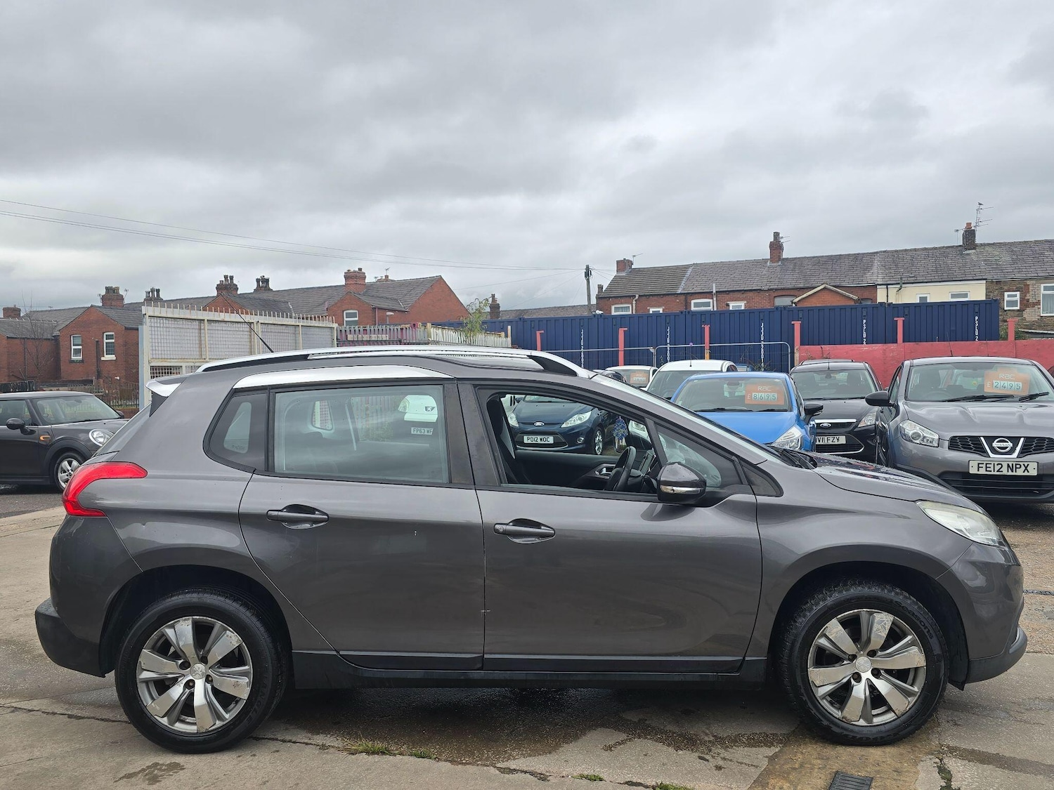 Used Peugeot 2008 2015 for sale - 76370231: Photo 8