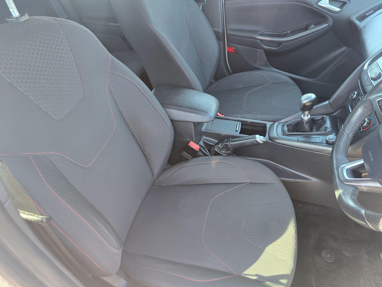 Used Ford Focus 2017 for sale - 77940770: Photo 12