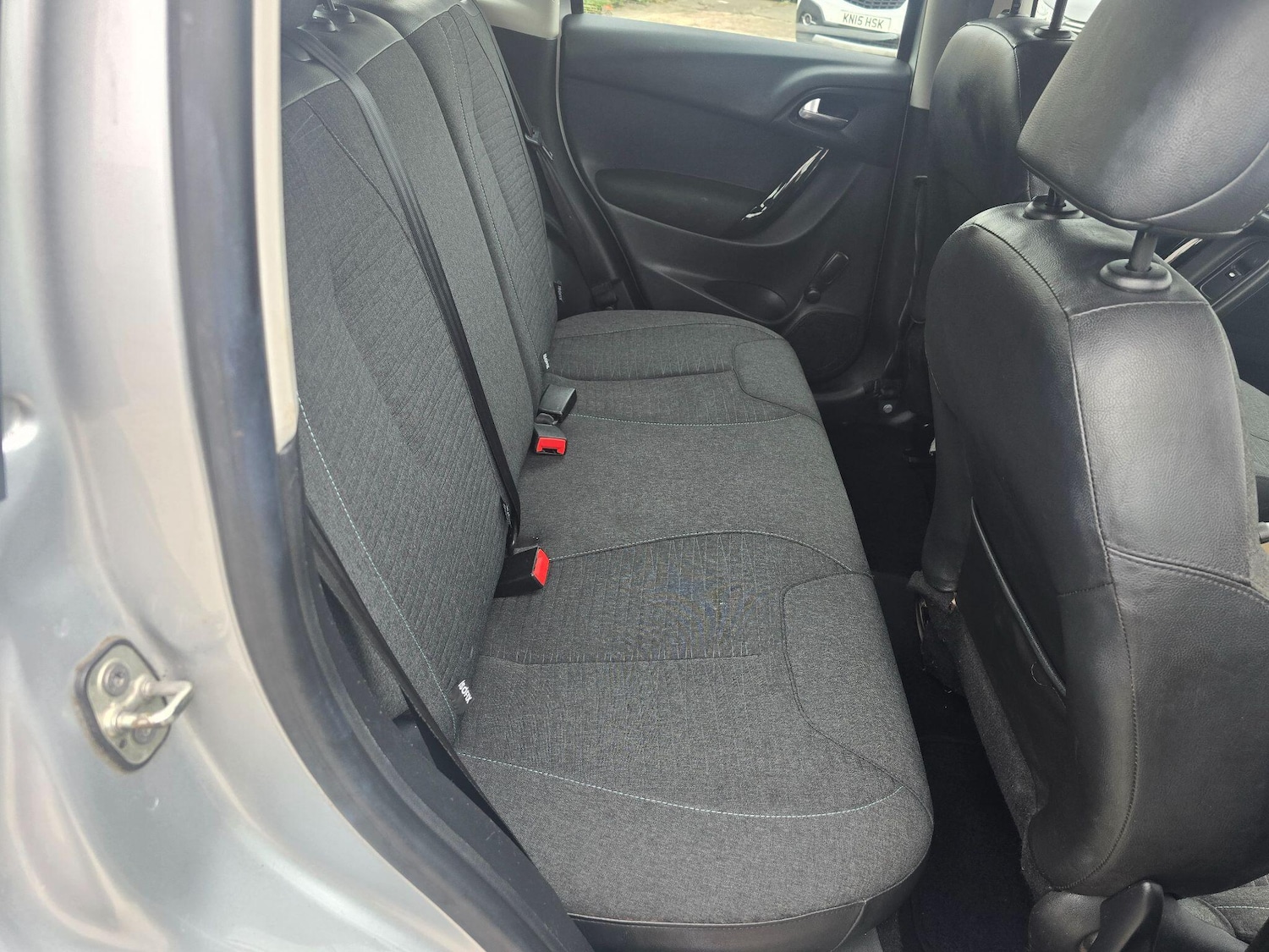 Used Citroen C3 2017 for sale - 76370410: Photo 13