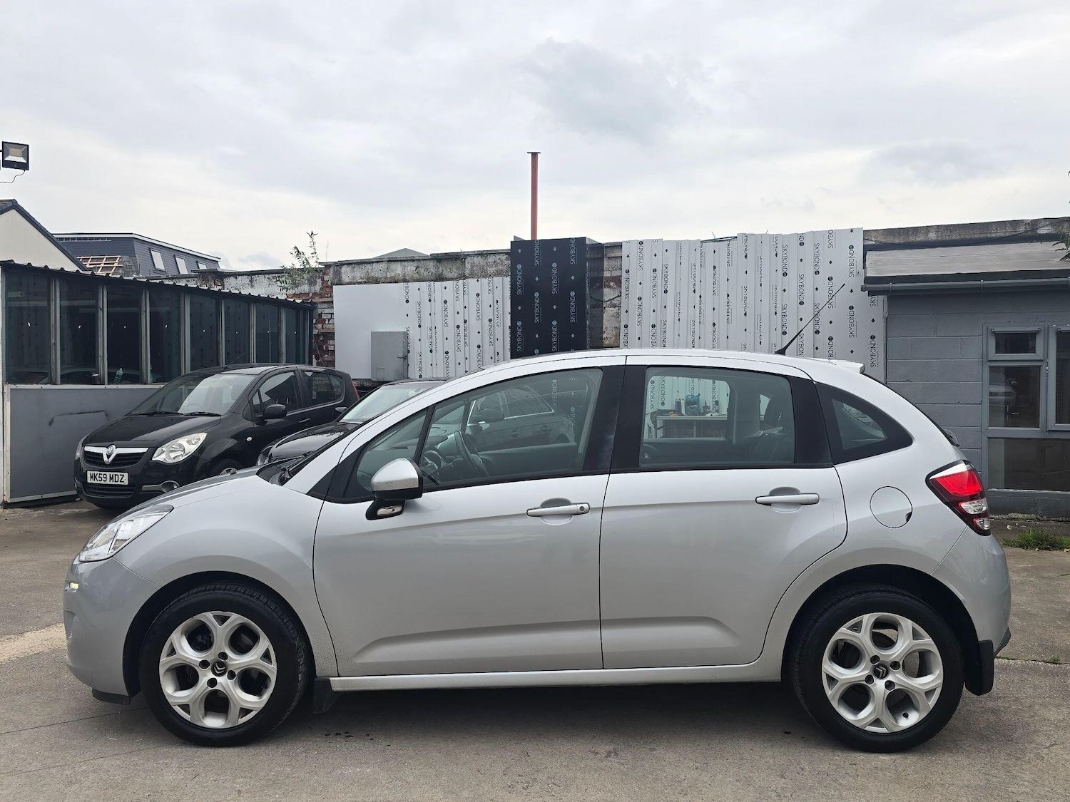 Used Citroen C3 2017 for sale - 76370410: Photo 4