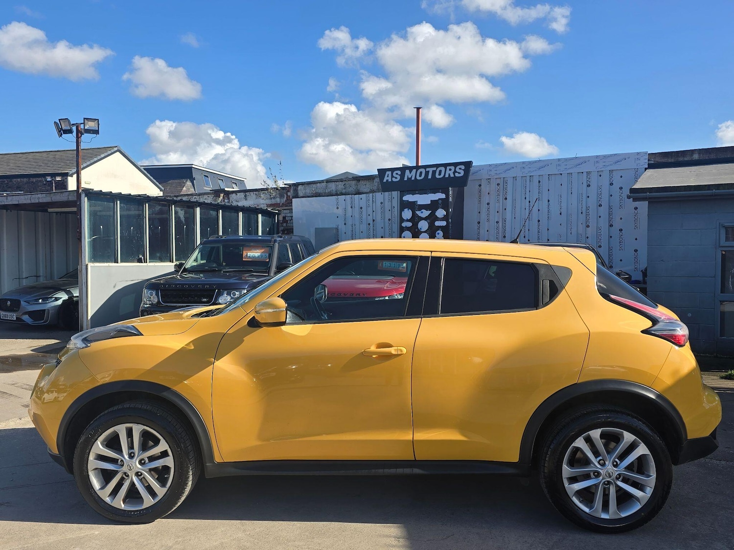 Used Nissan Juke 2015 for sale - 77892368: Photo 4