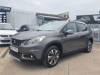 Used Peugeot 2008 2017 for sale - 79669903: Photo