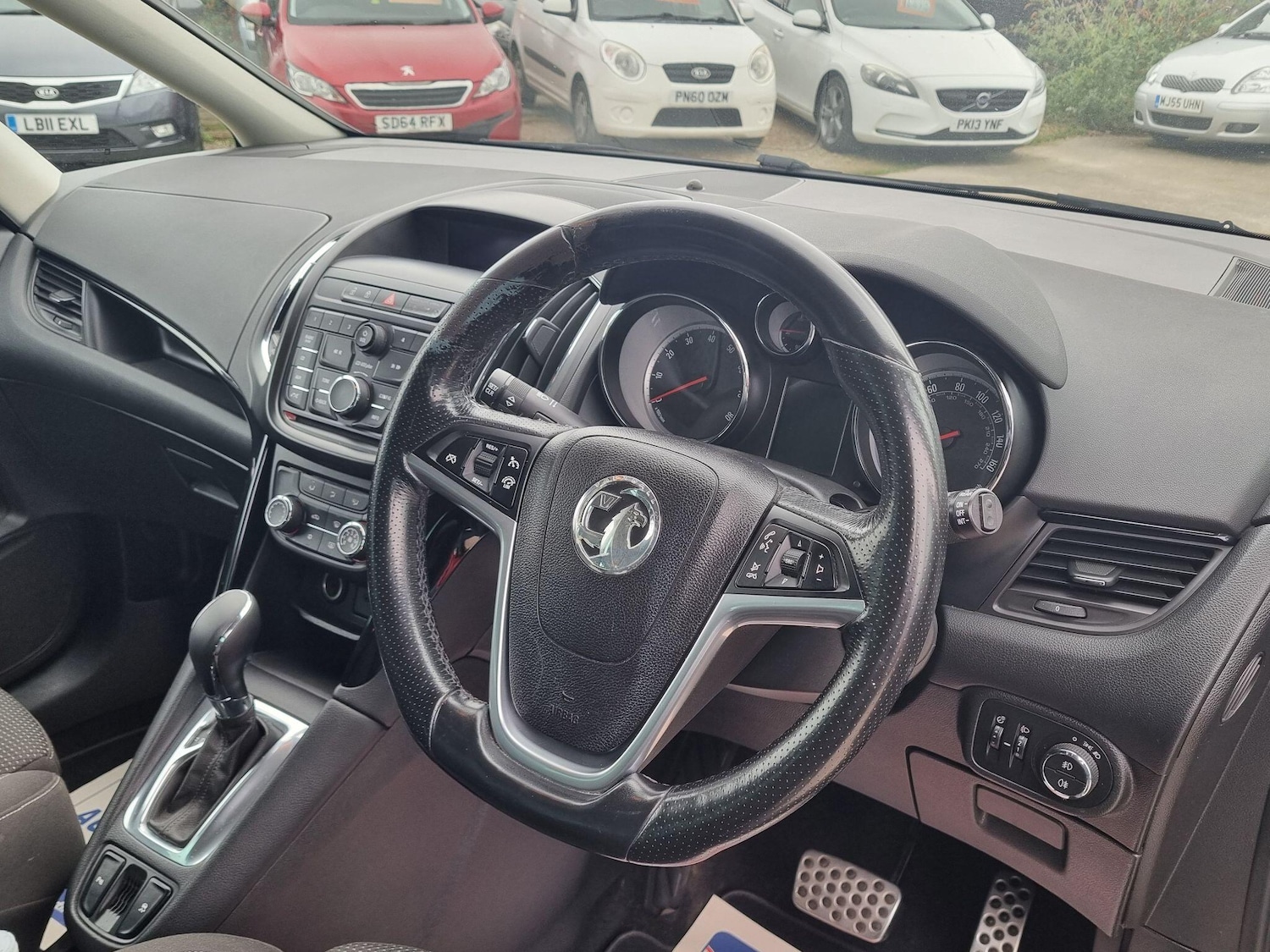 Used Vauxhall Zafira 2016 for sale - 78100250: Photo 4