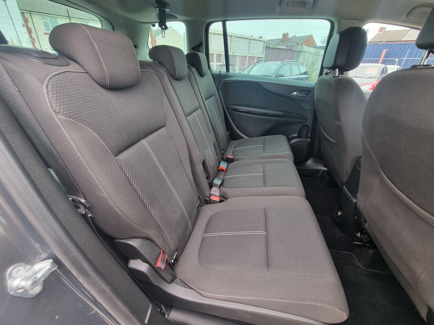 Used Vauxhall Zafira 2016 for sale - 78100250: Photo 6