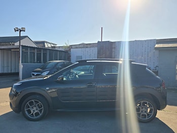 Used Citroen C4 Cactus 2018 for sale - 77291943: Photo