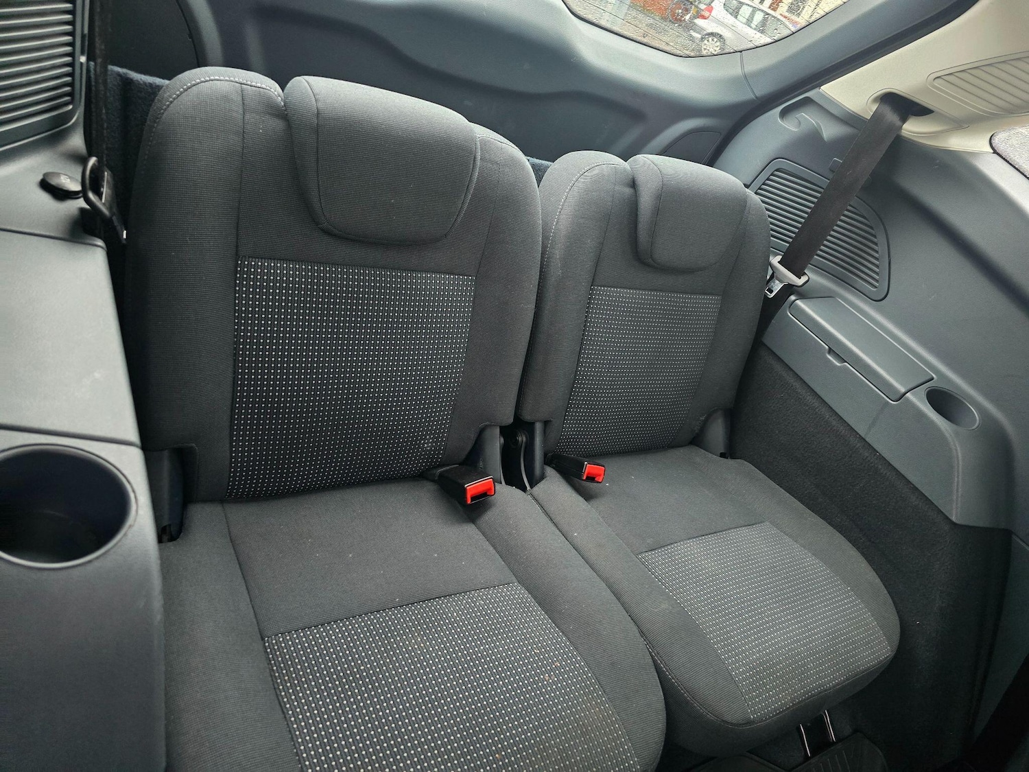 Used Ford Grand C-Max 2013 for sale - 76370382: Photo 15