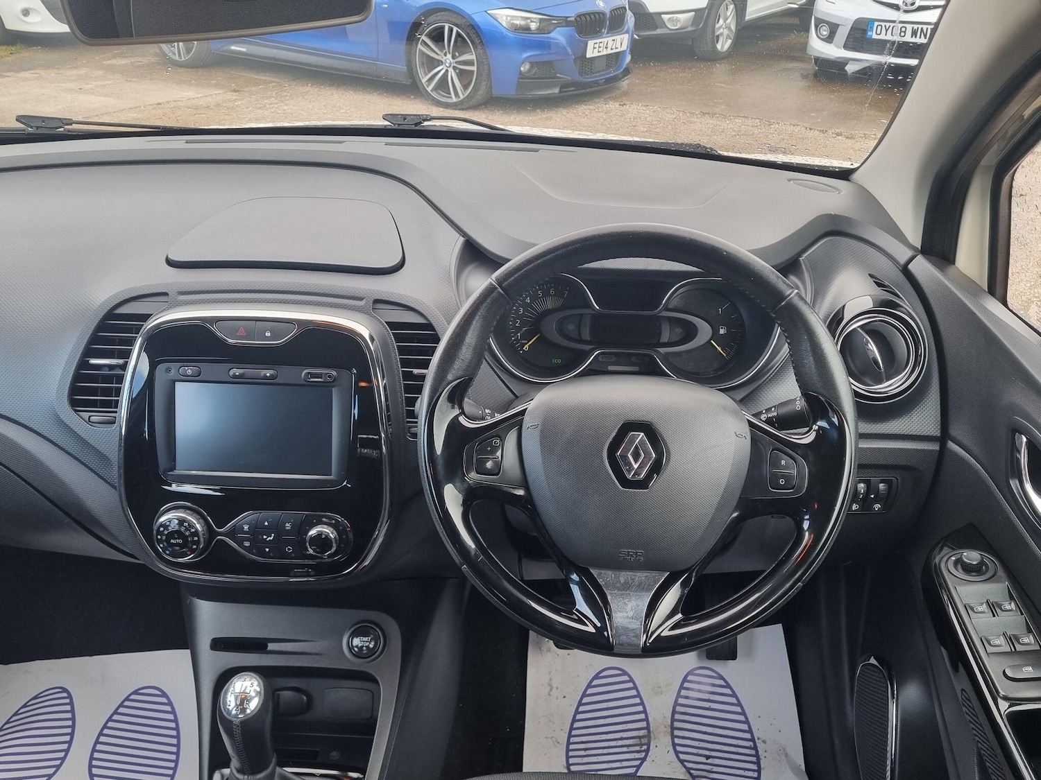 Used Renault Captur 2014 for sale - 76993519: Photo 4