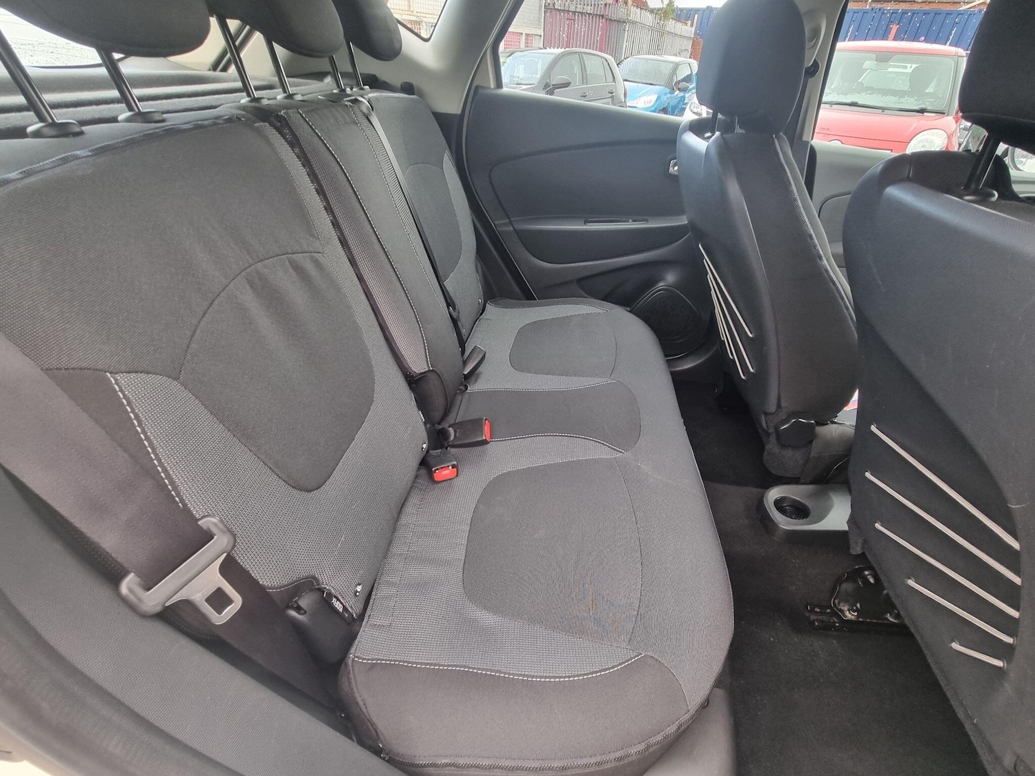 Used Renault Captur 2014 for sale - 76993519: Photo 6