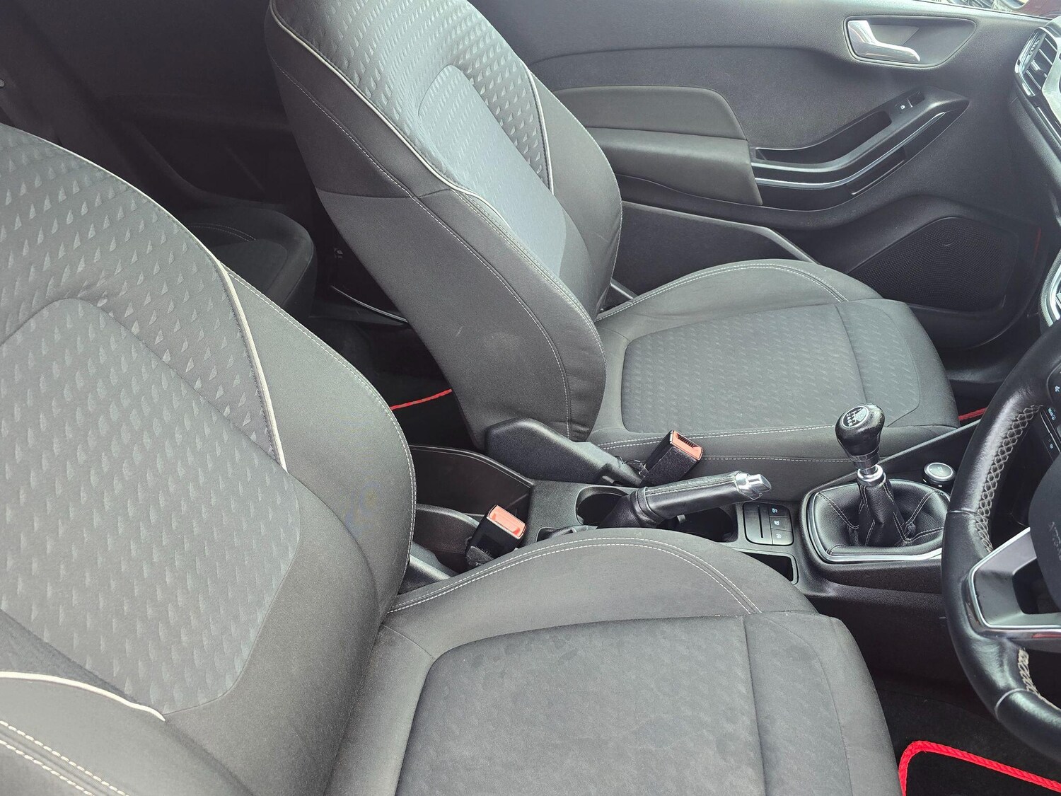 Used Ford Fiesta 2017 for sale - 77400709: Photo 12