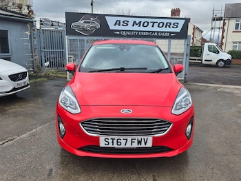 Used Ford Fiesta 2017 for sale - 77400709: Photo